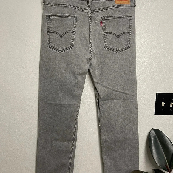 Levi's 514 Men’s Gray Straight Leg Denim Size 38 - Picture 7 of 8